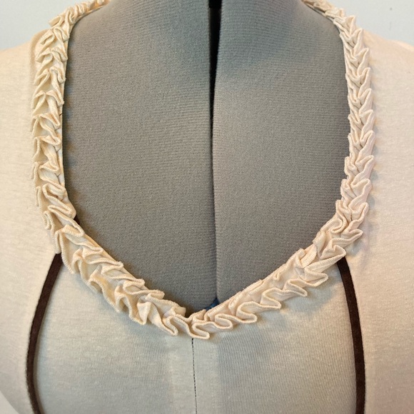 Nomads organic cotton/hemp blend stretchy tank top with cutout back - Picture 2 of 9